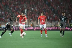 توقعات مثيرة في الأهلي: مدرب الفريق وبن رمضان والزي الجديد خلال 48 ساعة