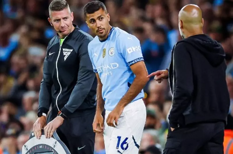 رودري: عودته القوية للملاعب بعد 240 يومًا في مواجهة مانشستر سيتي وبورنموث