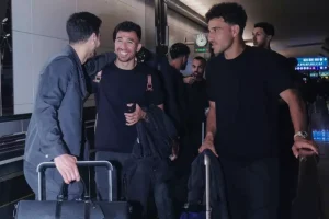 وصول الأهلي إلى فندق الإقامة في ميامي استعدادًا لكأس العالم للأندية: تغطية حصرية بالفيديو