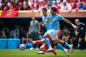 تشكيلة مانشستر سيتي لمواجهة الهلال: مرموش على دكة البدلاء و3 تغييرات مفاجئة